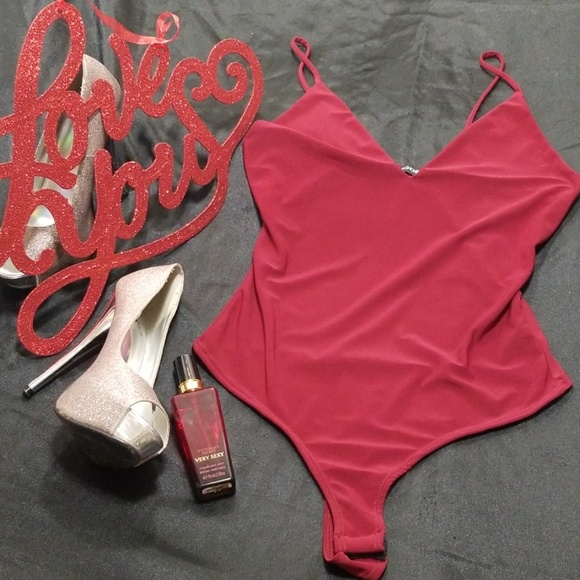 Fashion Nova Tops - NWOT - Fashion Nova Bodysuit